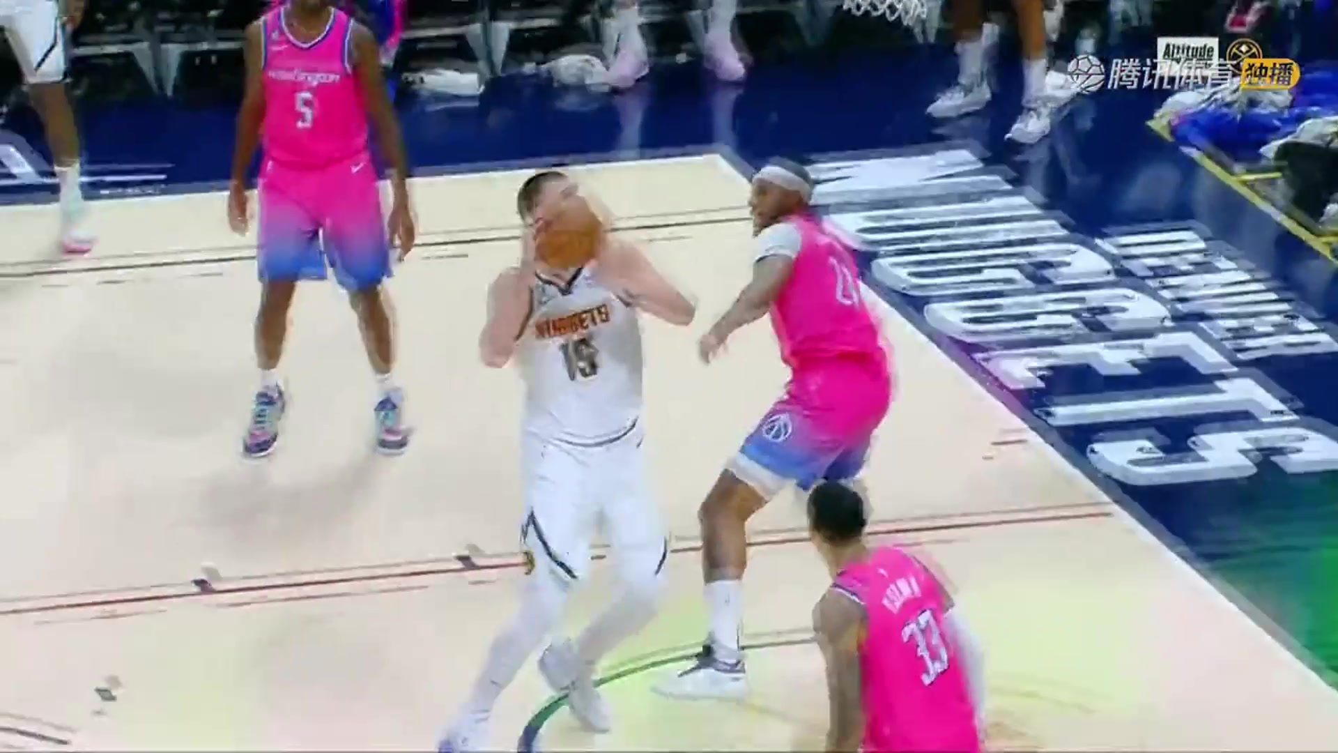 這效率要沖三連MVP？約基奇20中17爆砍43分14板8助5斷皆全隊最高（約基奇砍32分20籃板10助攻）